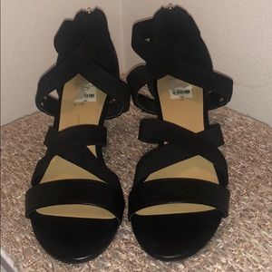 Liz Claiborne Black Wedge Sandals